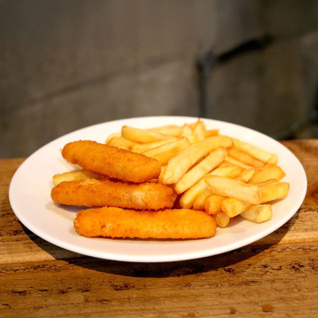 Kids eat FREE - Fish Fingers and Chips